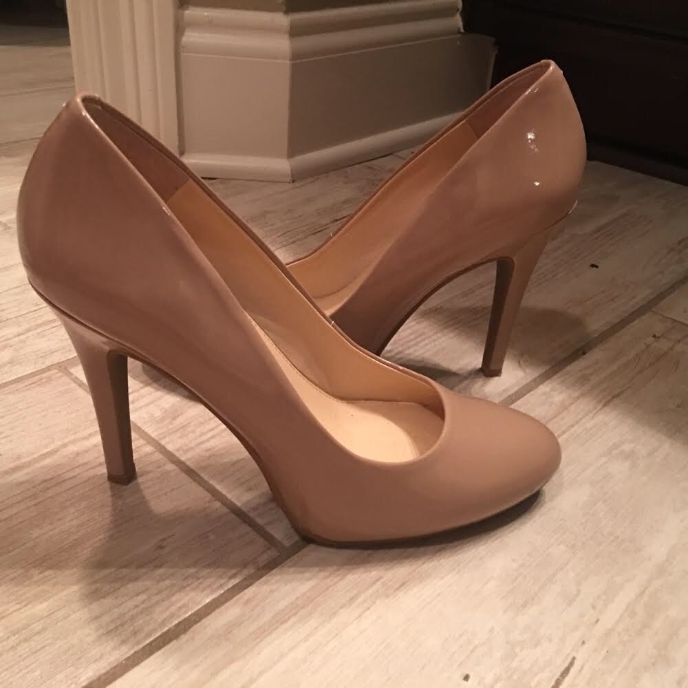 Jessica Simpson Beige/Nude Faux Patent 4” Pump